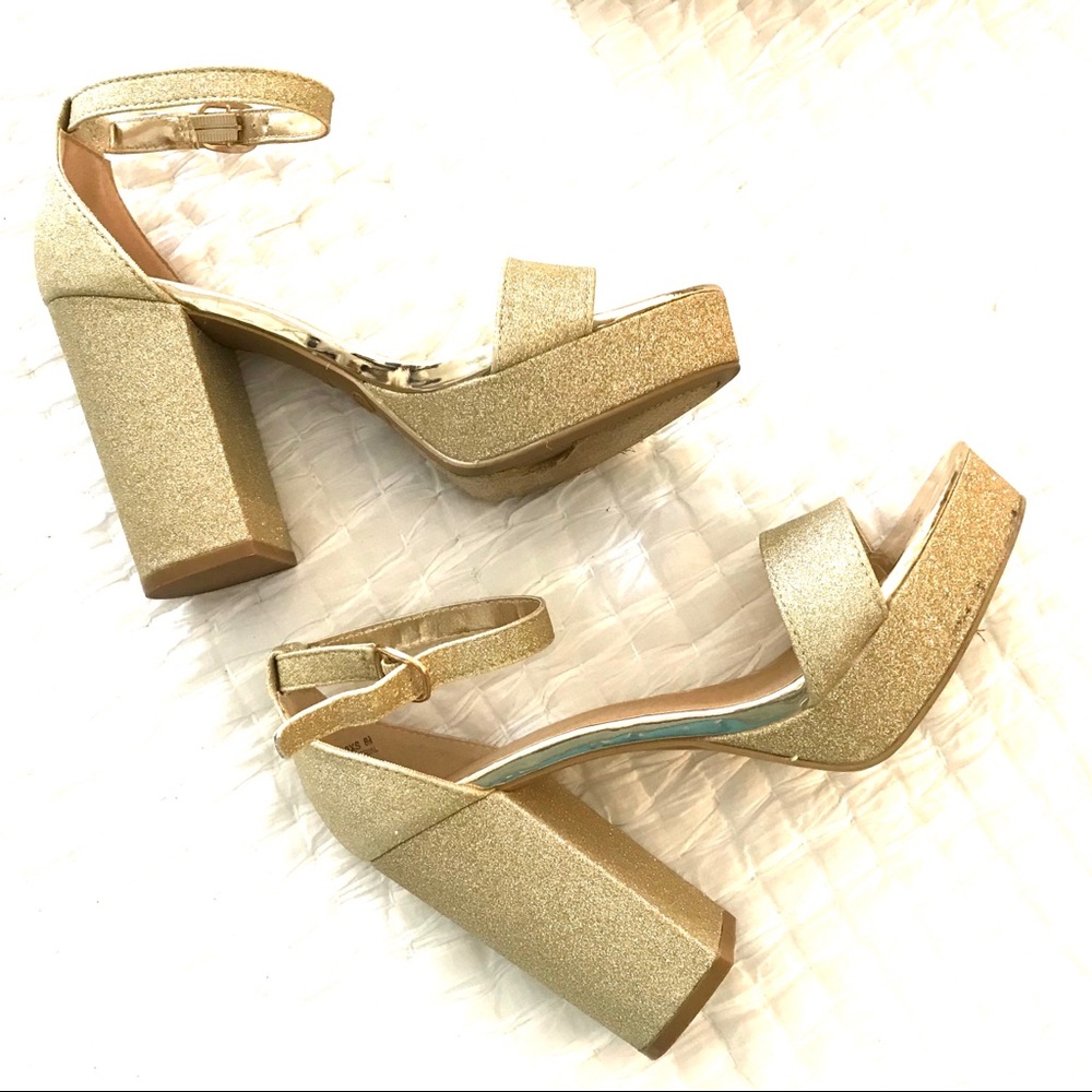 Bamboo platform gold sandals